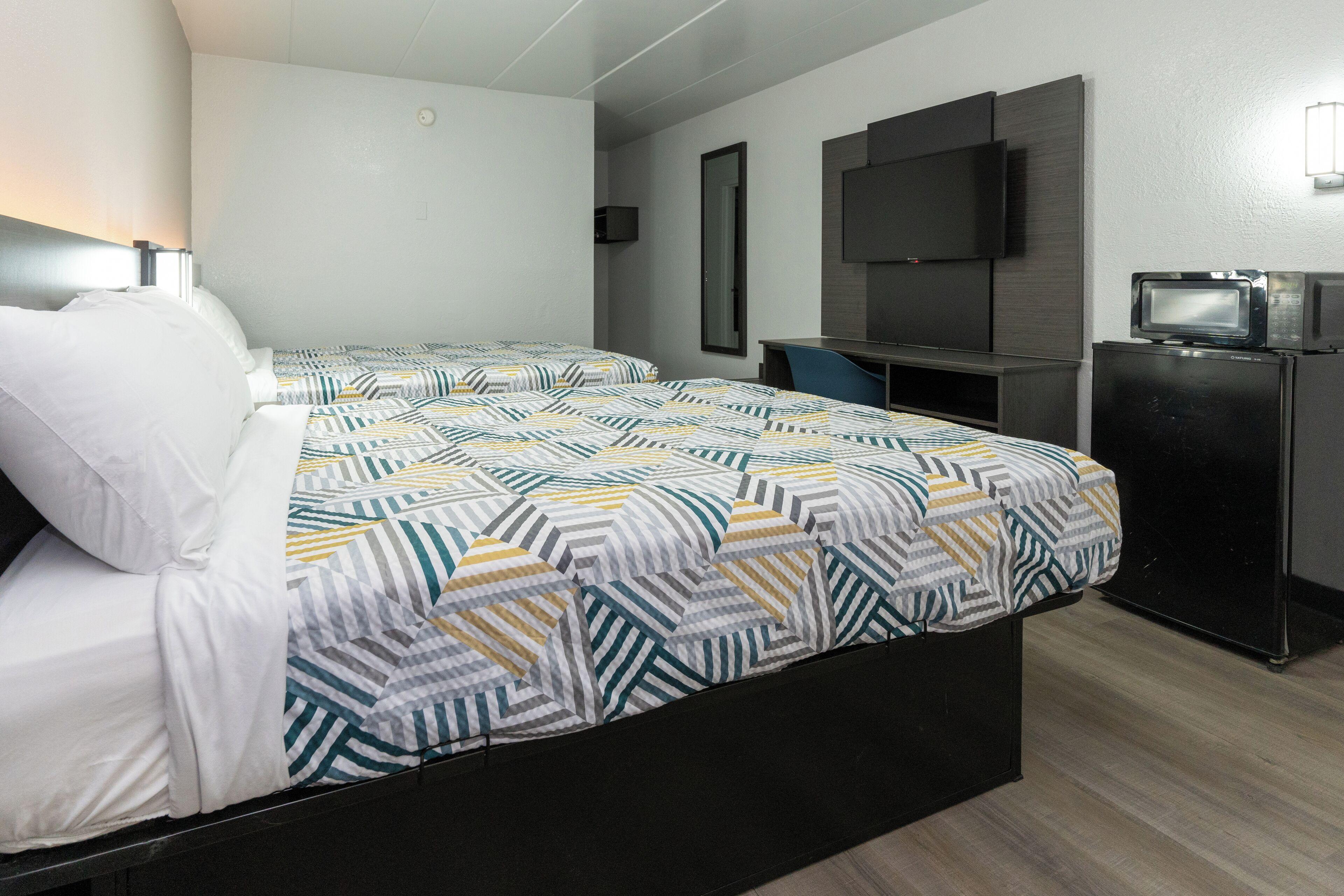 Deluxe Quadruple Room - Non-Smoking,1706696826:JPEG