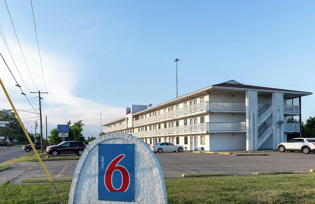 Motel 6-Cincinnati, Oh-1